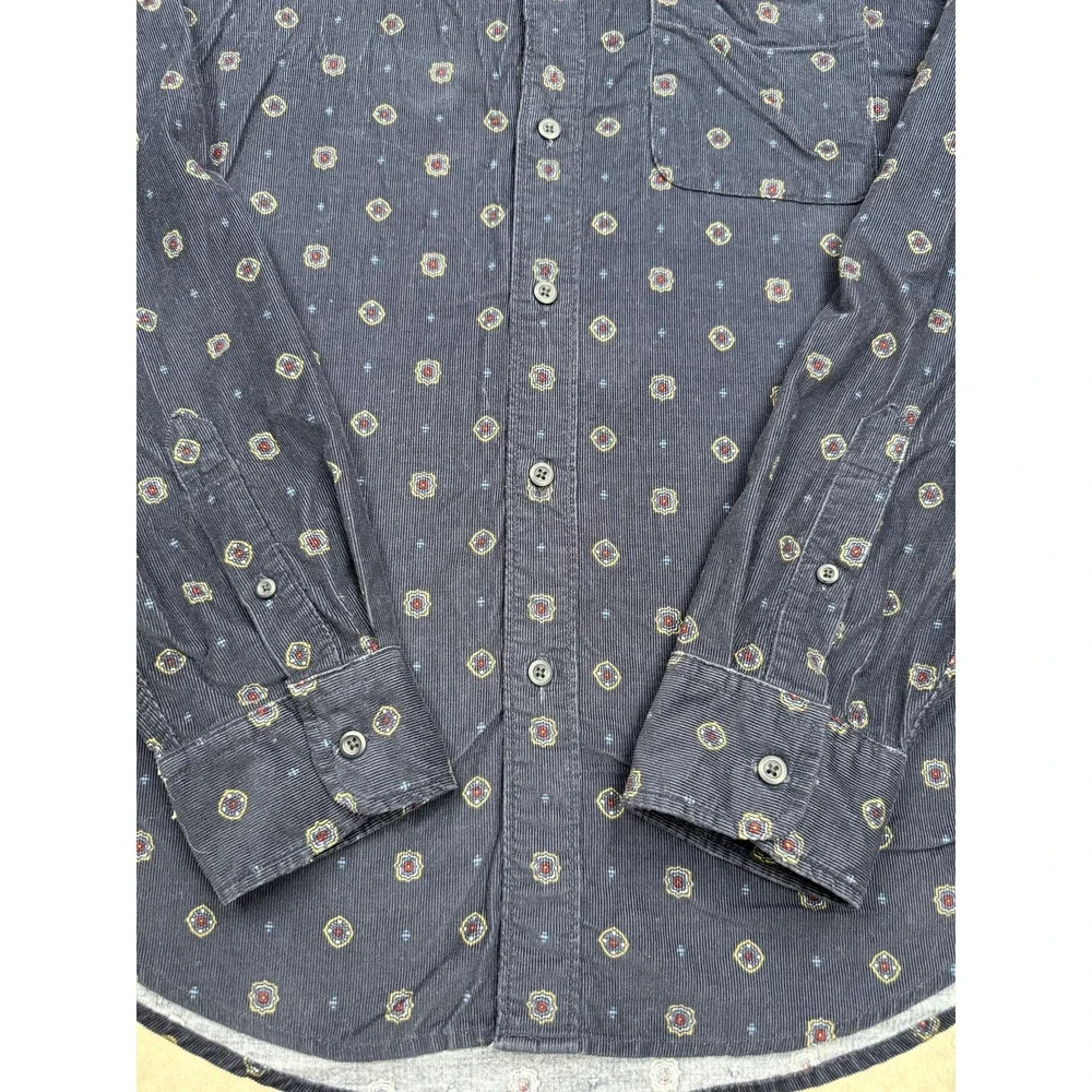 American Eagle Shirt Mens Large Medallion Print Corduroy Button Down Classic Fit